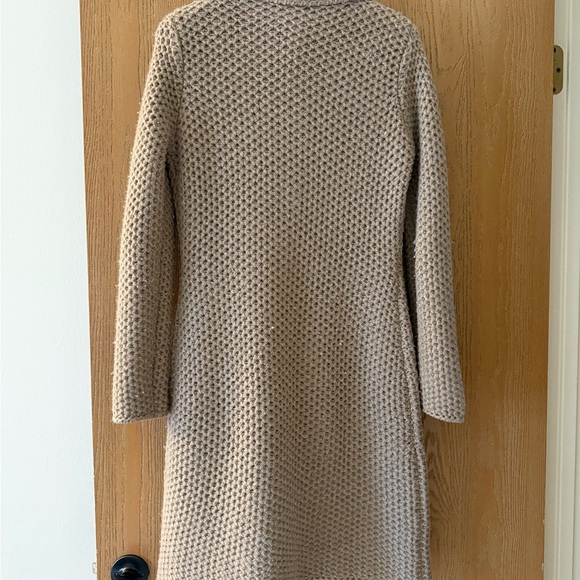 Elegant Tan Women's Coat - Picture 2 of 7